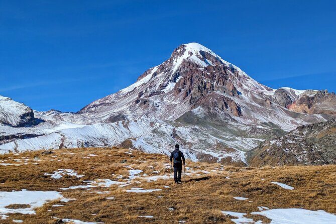 3-Day Hiking Group Tour in Kazbegi - Day 1: The Military Highway, Ananuri, and Juta to Chaukhi Pass