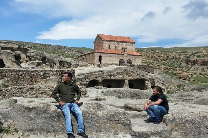 4-day tour by Visit-Geo - Take a glimpse on Georgia! - Day 1: Jvari Monastery, Svetitskhoveli, and Uplistsikhe’s cave-town time travel