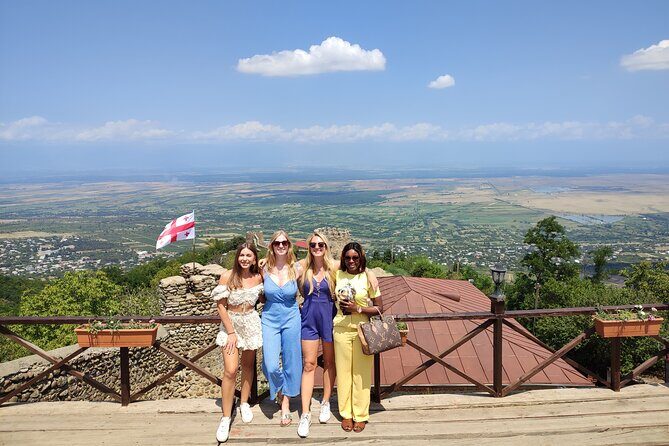 4 Group Tours Including Airport Transfers - Who should book this tour, and who might want another option