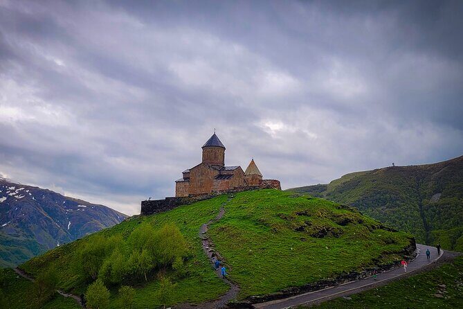 A day trip to Great Caucasian mountains - Driver/Guide Quality: Why Kakha’s Style Changes the Whole Day