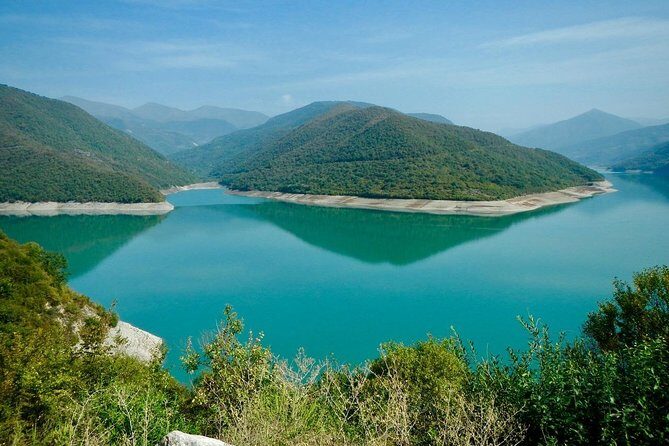 Adventure in Caucasus – Private Tour to Jinvali, Ananuri, Gudauri, Kazbegi - Ananuri Fortress Complex: medieval Georgia in the Aragvi gorge