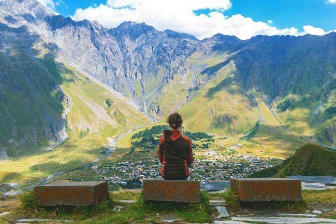Bestseller Day Trip to Kazbeg/Gergeti Delicious Lunch at Rooms - One Day, Four Mountain Moments: What the Route Really Gives You
