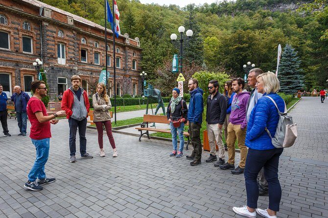 BORJOMI, RABATI & VARDZIA - Group Tour From Tbilisi - Why this Borjomi–Rabati–Vardzia day trip makes sense
