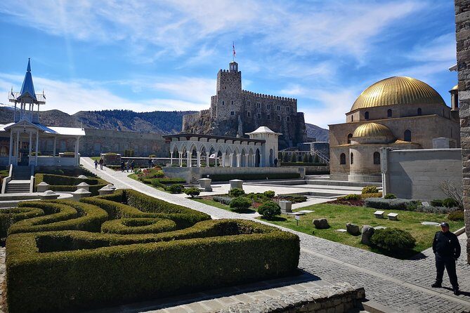 Borjomi - Rabati -Vardzia Private Full Day Tour from Tbilisi - Vardzia cave monastery: George III, Queen Tamar, and the Ak var dzia legend