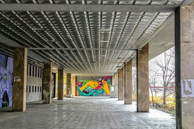 Brutal Tbilisi: Urban exploration and untold stories - Stop 4: Maglivi Bridge, Soviet dorms, and today’s realities (30 minutes)