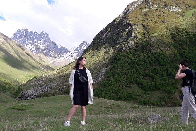 Caucasus mountains full day Private Tour Ananuri-Gudauri-Kazbegi - Who should book this private Caucasus day?