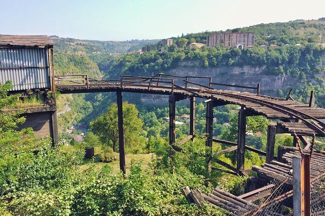 Chiatura and Katskhi Pillar One Day Urbex Tour - Chiatura Cableways: Soviet Transport That Still Runs