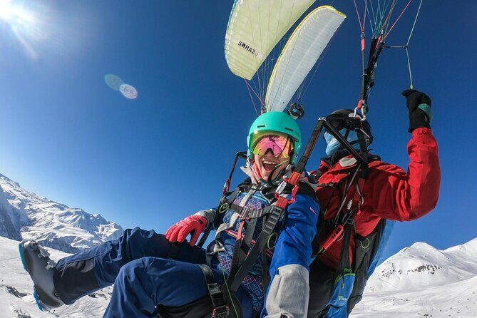 Cloudbase Paragliding in Gudauri, Georgia - What the pilot does (and why names like George matter)