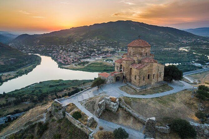 Day Tour Tbilisi - Mtskheta - Jvari - Chronicles of Georgia Monument-Tbilisi - How this tour fits together (and why it works)
