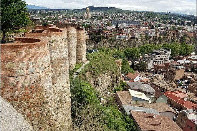 Day Tour Tbilisi - Mtskheta - Jvari - Chronicles of Georgia Monument-Tbilisi - Jvari Church and Svetitskhoveli: hilltop views with meaning