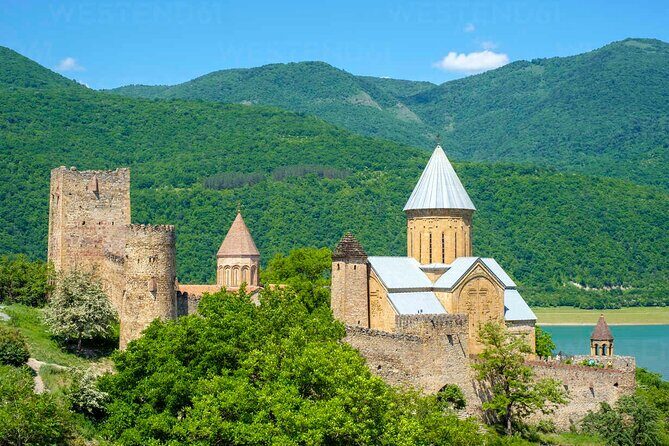 Day trip in Kazbegi - Private Tour Setup: What You Gain (and What to Watch)