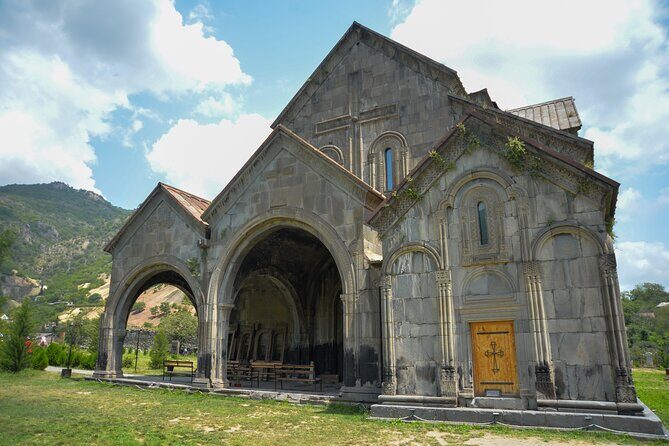 Day Trip to Armenia Including Homemade Lunch - Meeting in Avlabari and Crossing the Border With Time to Spare