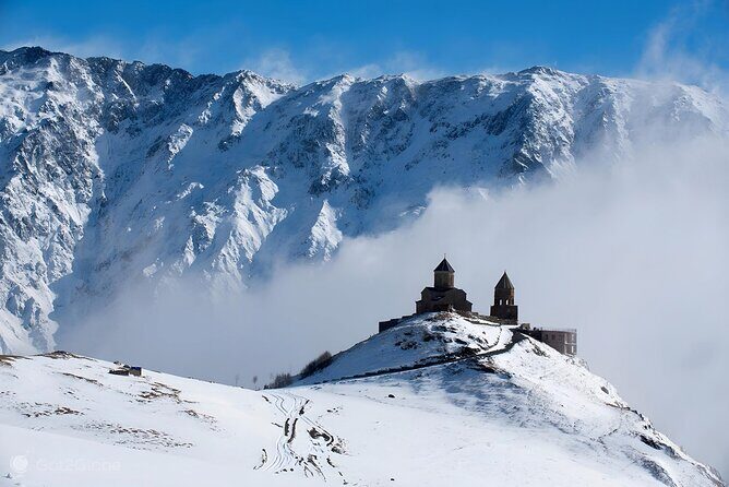 From Tbilisi Daytrip Kazbegi Gudauri & Zhinvali Guided Group Tour - Ananuri Fortress Ensemble: river views and real stone work