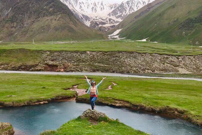 From Tbilisi: Kazbegi Ananuri Gudauri and Trusso Valley by 4x4 - Zhinvali Water Reservoir: the quick color stop that sets the mood