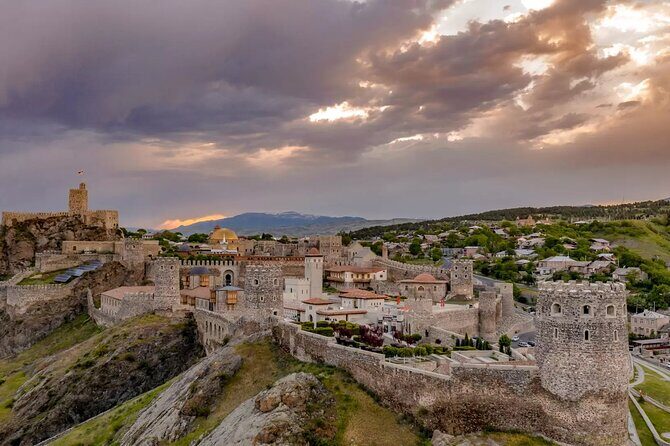 From Tbilisi: Vardzia, Rabati Castle & Borjomi Tour with Guide - Rabati Castle in Akhaltsikhe: a hilltop story you can walk