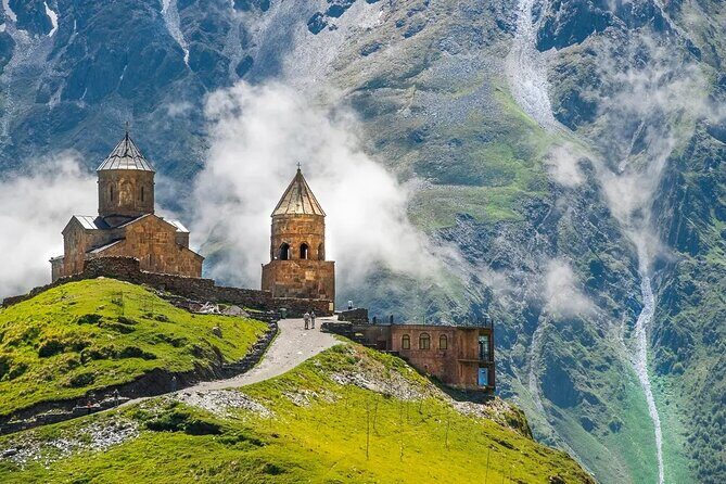 Full-day Tour in Tbilisi, Anauri, Gudauri, and Kazbegi - Pasanauri: short stop, geology nerds optional