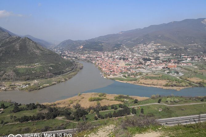 Gori-Uplistsikhe Mtskheta-Jvari one Day private Tour - Lunch in Gori: a simple reset before the big monuments