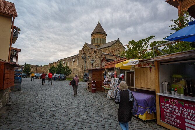 Jvari monastery & Mtskheta - Half day group tour from Tbilisi - What to wear and how to plan photos in Mtskheta