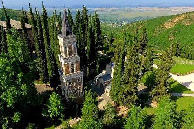 Kakheti: Signagi, Bodbe Monastery, Telavi, Wine Tour. Private tour - Telavi winery in wine country: qvevri talk and a tasting that actually has range