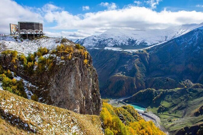 Kazbegi-Ananuri-Gudauri: Epic Views & History (Group) - Zhinvali Reservoir and Ananuri Fortress: the Aragvi River’s layered story