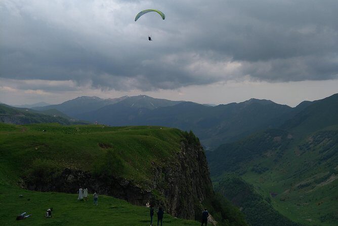 Kazbegi Day Trip (Jinvali, Ananuri, Gudauri, Gergeti church) - Pasanauri and the Black-and-White Aragvi photo moment