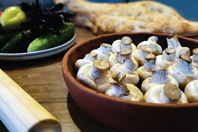 Maia and Nina's Magic Kitchen - Choosing a menu: classic Georgian dishes plus sensible options