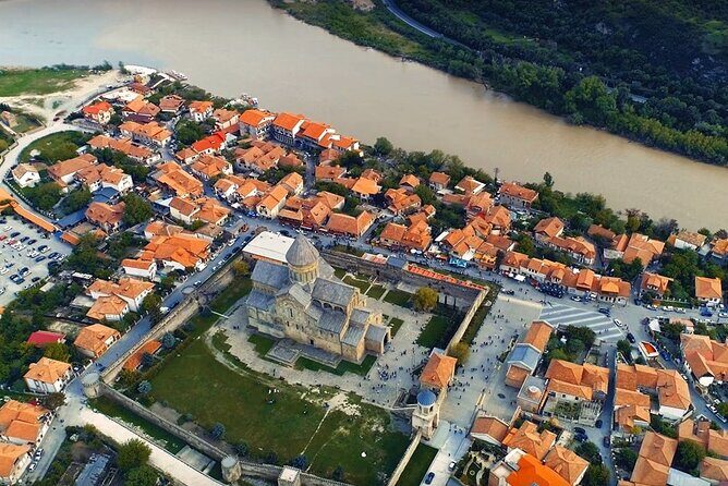 Mtskheta - Gori - Uplistsikhe caves • Private tour - Gori and the Stalin Museum: The House Outside Matters
