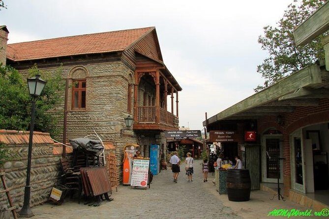 Mtskheta, Jvari, gori, uflistsikhe, history and panorama (group tours) - Svetitskhoveli Cathedral: Where Georgian Christianity Gets Its Power