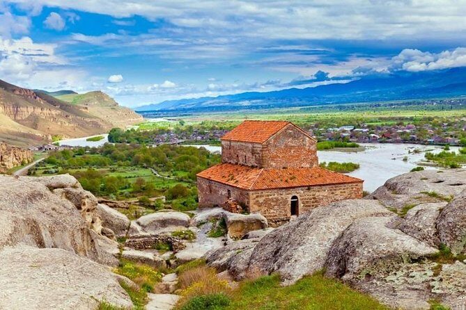 Mtskheta - Jvari + Gori - Uplistsikhe Tour - Pickup, driver-guide, and comfort details that matter