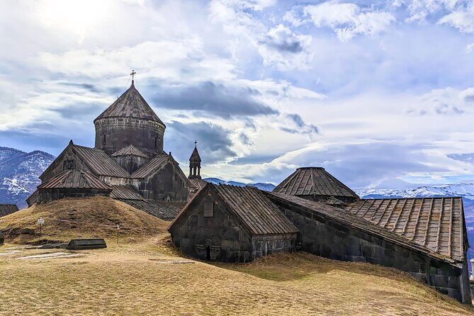 Northern Armenia Highlights Tour from Tbilisi - From Tbilisi to Sadakhlo: the border crossing part