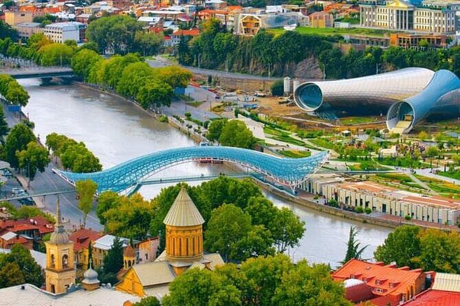 Old Tbilisi Tour: Private Walking Tour With Wine Tasting - Getting Your Bearings: Meeting Point, Time, and What You’re Paying For