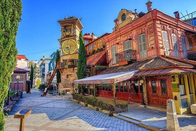 Old tbilisi walking tour & wine tasting - What you’re really buying: a guided Old Tbilisi route plus wine