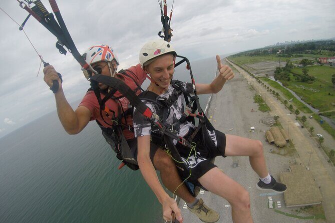 Paragliding tandem flights in Georgia - English support, private groups, and how to pick the right fit