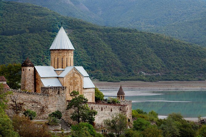 Private 1-Day Tour to Kazbegi & Gergeti Trinity Church - Gergeti Trinity Church: 4x4 Access or a Short Hike at 2,200 Meters
