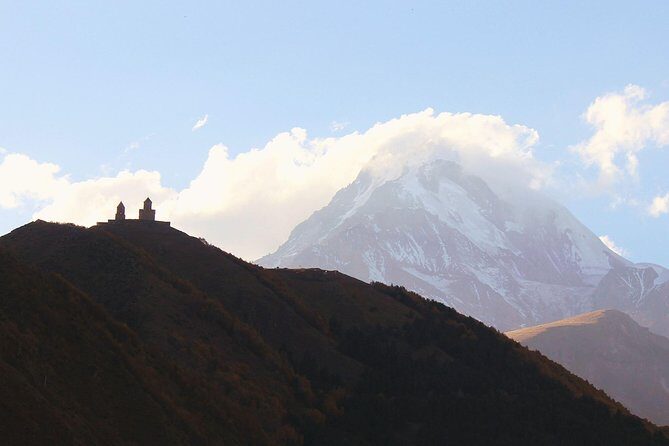 Private 1-Day Tour to Kazbegi & Gergeti Trinity Church - Ananuri Fortress: Two Churches, Towers, and Jinvali Reservoir Views