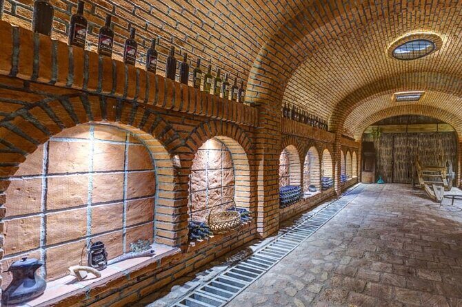 Private 3-Day Tours & Transfers from Tbilisi to Top Georgia Spots - Kazbegi and Gergeti: Zhinvali Reservoir, Ananuri, Friendship Monument, Stepantsminda