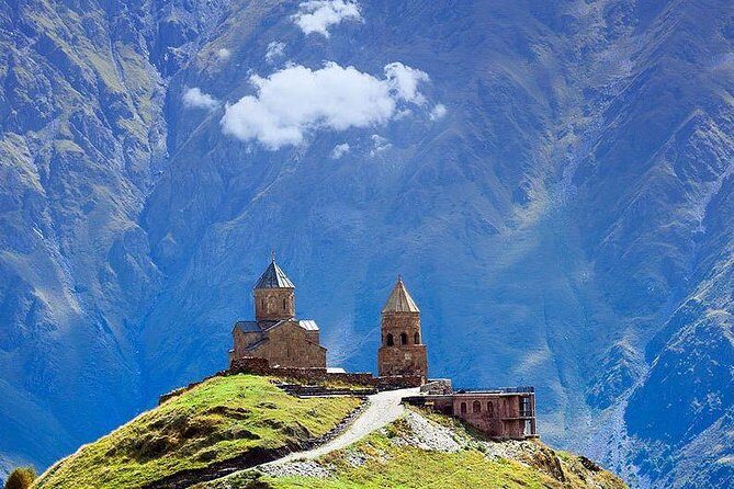Private 4-Day Tours & Transfers from Tbilisi to Top Georgia Spots - Who This Tour Suits Best (and Who Might Want to Adjust)
