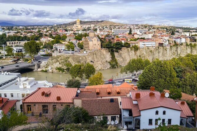 Private 7-Day Tours & Transfers from Tbilisi to Top Georgia Spots - Price and Value: What $700 Covers (and What You’ll Add)