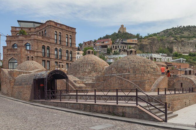 Private Day Tour - Old Town Tbilisi - Meidan Bazaar and Jan Shardeni: shopping and eating, but plan for it