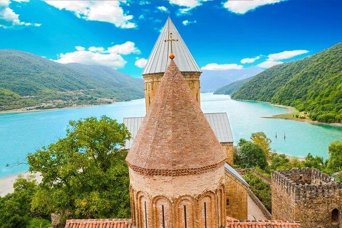 Private Day Tour to Kazbegi and Gudauri - Back to Tbilisi: What You Can Expect From the Drive