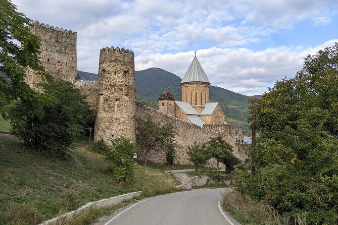 Private Full Day Trip to Kazbegi Mountains - Ananuri Fortified Castle Ensemble: fortress views over the Aragvi