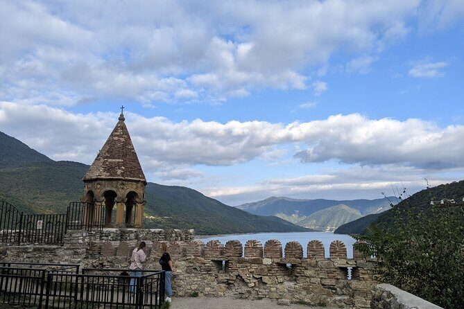 Private Full Day Trip to Kazbegi Mountains - Georgia-Russia Friendship Monument: a cliff balcony for brave (and careful) moments