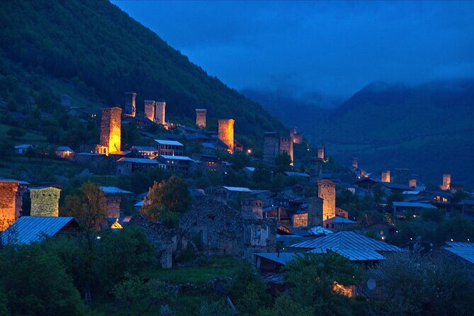 Private tour to Mestia - Ushguli - Svaneti - the magical mountains - Guides and pacing: what the private format changes