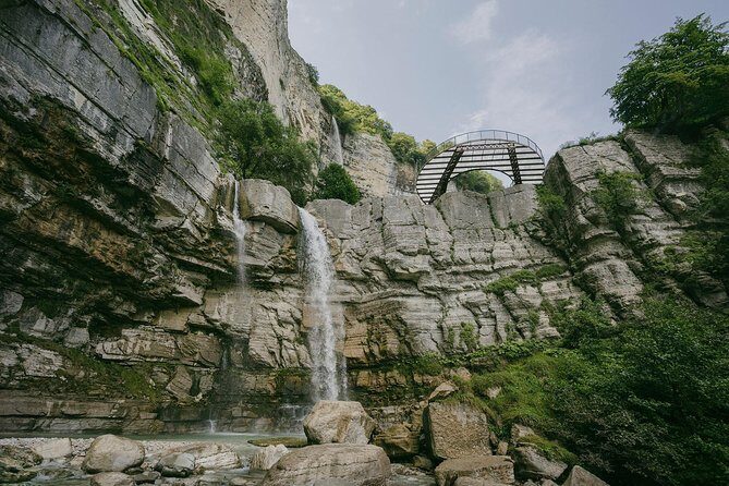 Prometheus cave, Martvili canyon, Okatse waterfall and Lomina lake from Kutaisi - Lomina Lake from Kinchkha: a forest break and a swim option