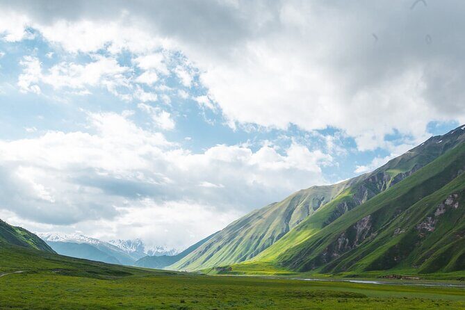 Round-Trip Bus Transfer to Truso Valley from Kazbegi - Zakagori Fortress and the Russia Border Area: The Finish Worth Managing