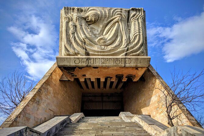 Soviet Tbilisi Tour - Off the beaten path - Key things you’ll notice on this off-the-beaten-path route