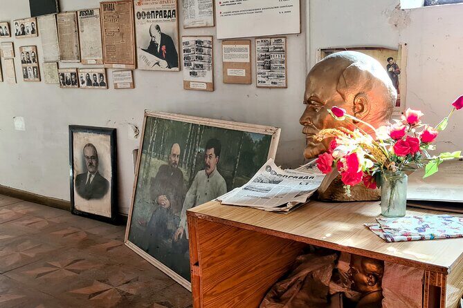 Soviet Tbilisi Tour - Off the beaten path - How the guide turns architecture into real stories