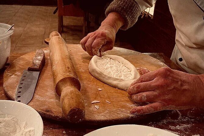 Taste of Georgia. Cooking-Class Khinkali, Khachapuri and more - Second act: Ajarian khachapuri and the magic of stretchy cheese