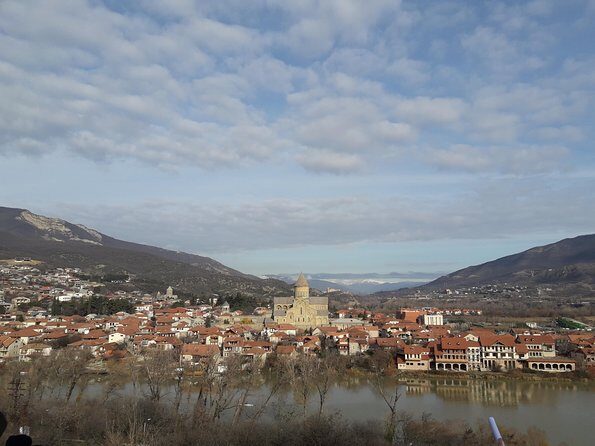 Tbilisi and Mtskheta walking Tour - Old Capital of Georgia - Narikala Fortress and Sioni Cathedral: Getting Oriented in Old Tbilisi