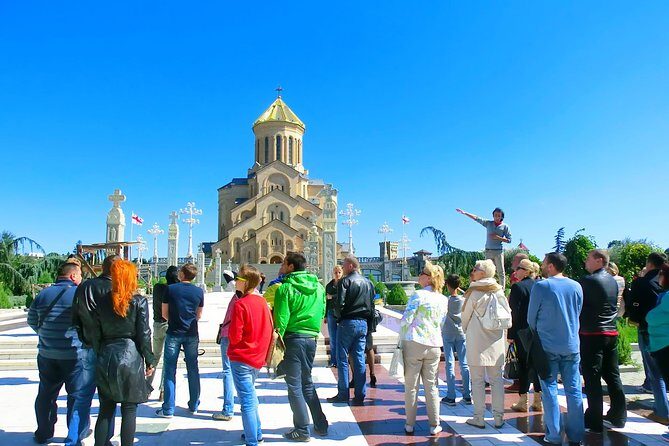 Tbilisi - Mtskheta - Jvari. Full City Tour on Hop On Hop Off Bus - Comfort and onboard extras: what you should count on